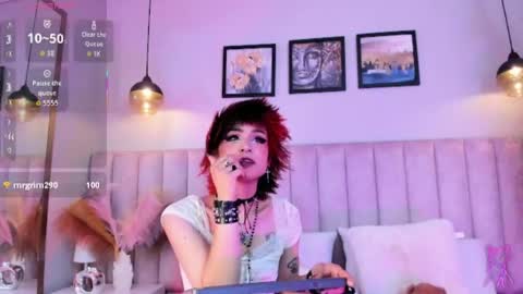 Tracy  online show from May 2026 07:45:02 PM