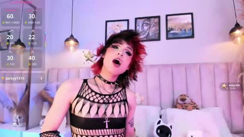 Tracy  online show from May 2026 09:10:01 PM