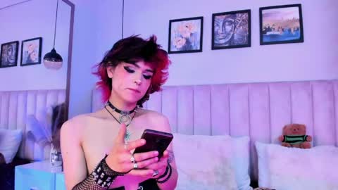 Tracy  online show from May 2026 01:57:16 AM