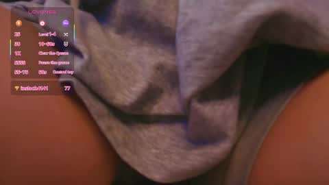 Snapshot of tracy_tay1or chatting on May 2026 10:34:01 AM Tracy GMT2 Mon 3 AM - 4 PM Tue 3 AM - 4 PM Wed 3 AM - 4 PM Thur 3 AM - 4 PM Fri 3 AM - 4 PM online show from May 2026 10:34:01 AM
