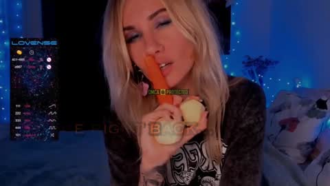 Snapshot of trafka_murafka chatting on January 2025 11:04:02 PM Hey my name is Kiri Kiri online show from January 2025 11:04:02 PM