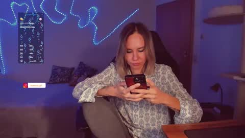 Snapshot of trafka_murafka chatting on November 2025 04:07:02 PM Hey my name is Kiri Kiri online show from November 2025 04:07:02 PM