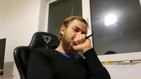 Tralalabala online show from November 2025 08:52:02 PM