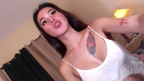 Snapshot of transgoddessselena chatting on June 2026 10:29:02 AM Selena the real cummer online show from June 2026 10:29:02 AM
