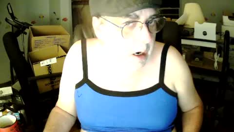 Snapshot of transmtfhello chatting on June 2026 01:08:02 AM Peter online show from June 2026 01:08:02 AM
