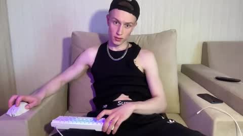 Travis online show from May 2026 09:36:01 AM