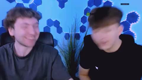 Snapshot of travis_wolf_ chatting on March 2026 09:50:02 AM Travis online show from March 2026 09:50:02 AM