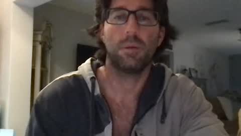 Snapshot of traviskenn chatting on January 2026 12:32:02 PM TravisKenn online show from January 2026 12:32:02 PM