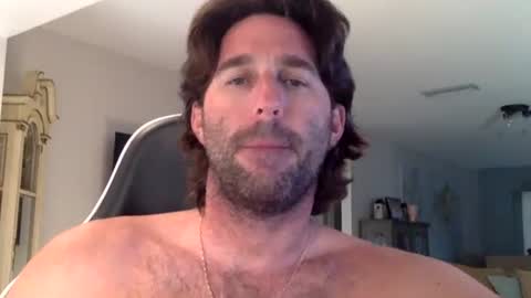 Snapshot of traviskenn chatting on February 2026 12:38:02 PM TravisKenn online show from February 2026 12:38:02 PM