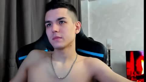 travisrivas online show from February 2025 04:05:01 PM