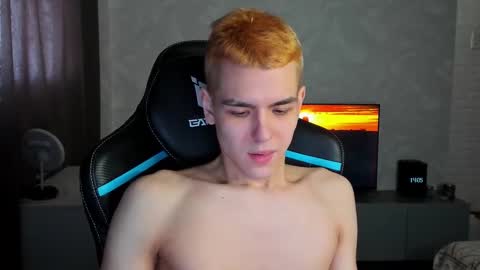 travisrivas online show from March 2025 11:05:01 AM