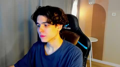 travisrivas online show from March 2026 03:23:02 AM