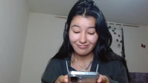 Snapshot of trebol_4 chatting on February 2026 07:24:02 PM trebol_4 online show from February 2026 07:24:02 PM