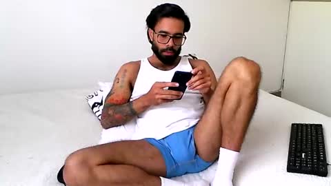 Hunter man online show from July 2026 07:40:01 PM