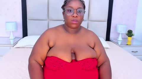 Treisy Vixen big ass online show from June 2026 05:12:01 AM