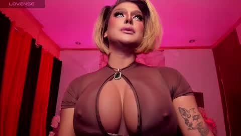 Snapshot of tremendouscockdestroyer chatting on December 2024 06:22:02 AM Jade online show from December 2024 06:22:02 AM