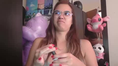 triana_bell online show from April 2026 04:26:01 PM