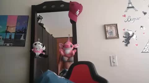 triana_bell online show from May 2026 05:30:01 PM