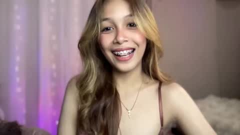 Triana online show from December 2024 04:36:01 PM