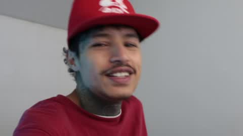 Snapshot of trieone chatting on January 2025 05:59:01 AM - trieone online show from January 2025 05:59:01 AM