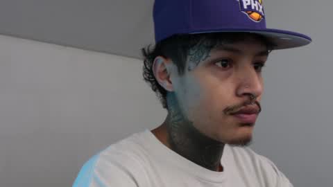 Snapshot of trieone chatting on February 2025 06:40:01 AM - trieone online show from February 2025 06:40:01 AM