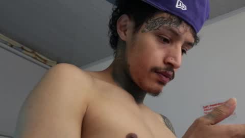 Snapshot of trieone chatting on March 2025 04:15:02 AM - trieone online show from March 2025 04:15:02 AM