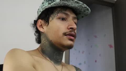 Snapshot of trieone chatting on November 2025 10:34:02 PM - trieone online show from November 2025 10:34:02 PM