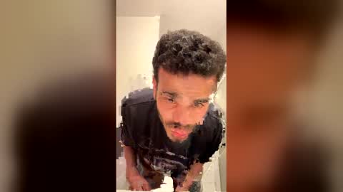 Snapshot of trifling_smok3 chatting on April 2026 11:09:02 PM trifling_smok3 online show from April 2026 11:09:02 PM