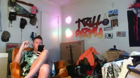 Snapshot of trillnonymau5 chatting on January 2025 06:38:02 PM trillnonymau5 online show from January 2025 06:38:02 PM