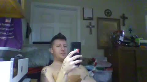Snapshot of trillnonymau5 chatting on February 2025 12:53:02 AM trillnonymau5 online show from February 2025 12:53:02 AM