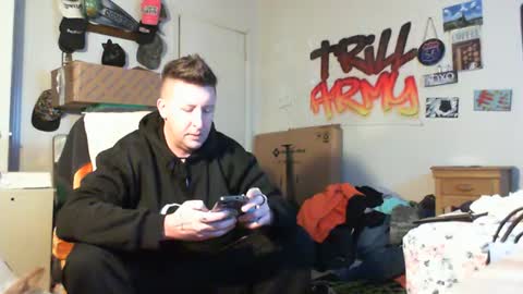 Snapshot of trillnonymau5 chatting on February 2025 04:11:02 PM trillnonymau5 online show from February 2025 04:11:02 PM