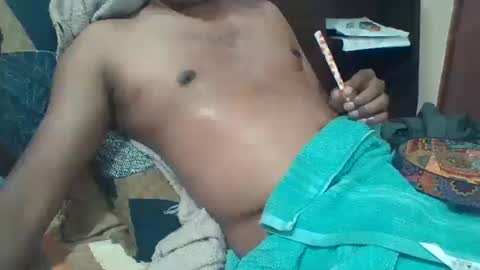 Raaz keeps ur Raaz online show from January 2025 04:08:01 PM