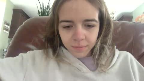 trippybb222 online show from November 2025 03:12:02 PM