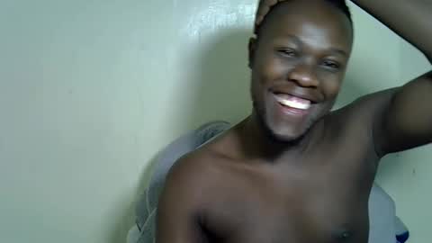 Tris6 online show from April 2026 07:49:01 PM