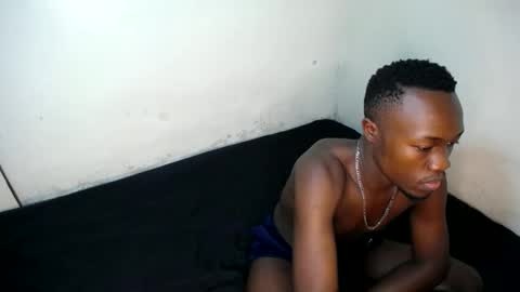 Snapshot of trisboo5 chatting on December 2024 06:35:02 PM Trisboo5 online show from December 2024 06:35:02 PM