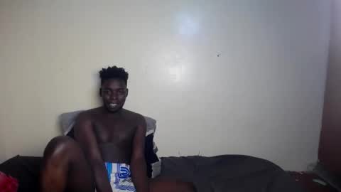 Snapshot of trisboo5 chatting on February 2025 01:10:01 PM Trisboo5 online show from February 2025 01:10:01 PM