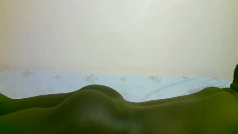 Snapshot of trisboo5 chatting on December 2025 10:15:02 PM Trisboo5 online show from December 2025 10:15:02 PM