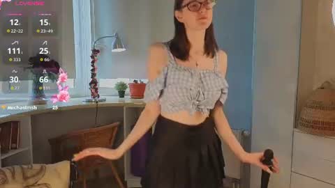 Snapshot of trishdelafontaine chatting on July 2026 04:07:02 AM Viola online show from July 2026 04:07:02 AM