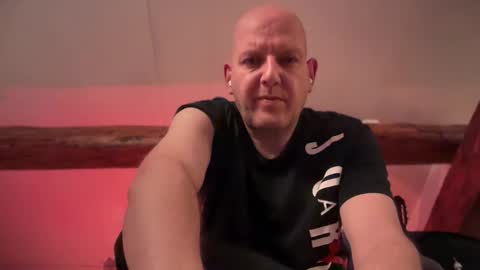 Triton online show from November 2025 07:41:02 AM