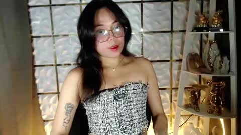trixie_foxslut online show from March 2026 11:14:01 AM
