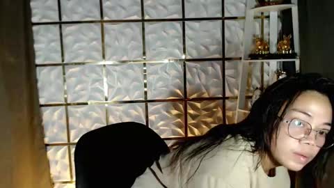 trixie_foxslut online show from March 2026 12:05:01 PM