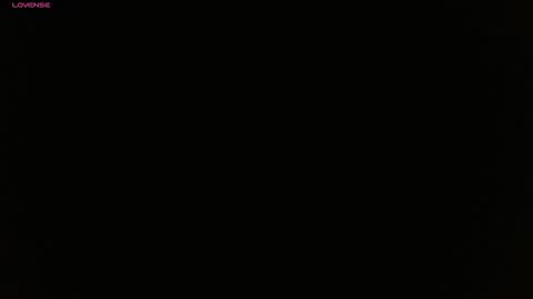 Snapshot of trixie_tangg chatting on February 2026 01:46:02 AM Kitty online show from February 2026 01:46:02 AM