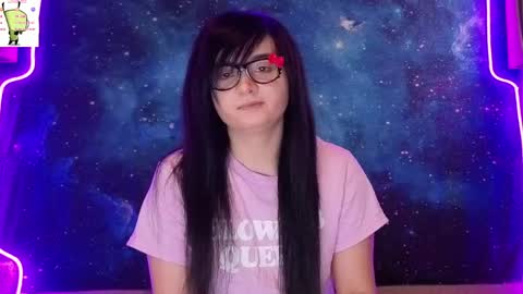 trixiedoescamcam online show from May 2026 05:08:01 PM