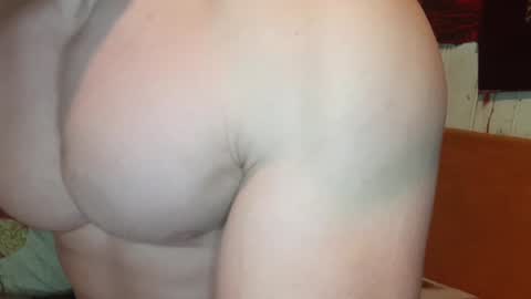 Snapshot of troncq chatting on January 2025 07:32:02 AM Troncq online show from January 2025 07:32:02 AM