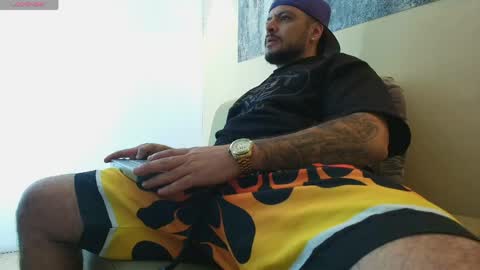 Troy online show from April 2026 03:54:02 AM