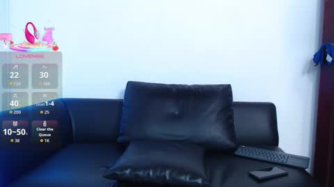    online show from October 2025 04:17:01 PM