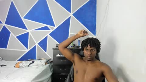 Snapshot of troy_stonee chatting on February 2026 04:03:02 PM troy_stonee online show from February 2026 04:03:02 PM