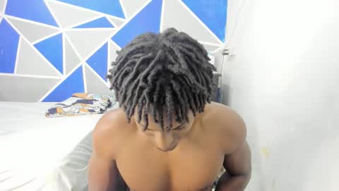 Snapshot of troy_stonee chatting on February 2026 02:47:01 PM troy_stonee online show from February 2026 02:47:01 PM