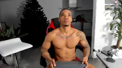 Snapshot of troywesly_ chatting on December 2025 03:26:02 AM Troy wesly online show from December 2025 03:26:02 AM