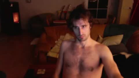 trucdeoufouf online show from February 2025 06:55:01 PM